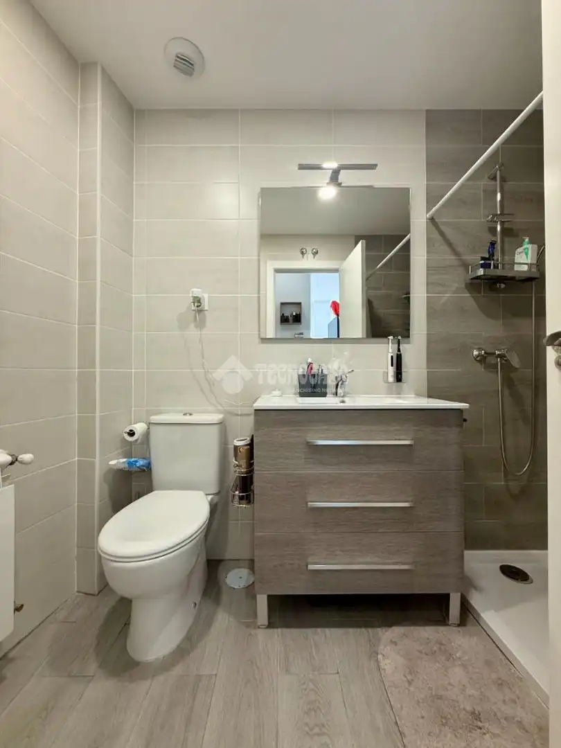 Badezimmer von Wohnung zum Verkauf in Alovera mit Klimaanlage und Gemeinschaftspool