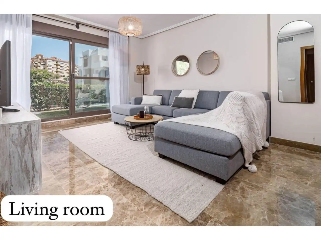 Living room of Flat for sale in Benahavís pueblo