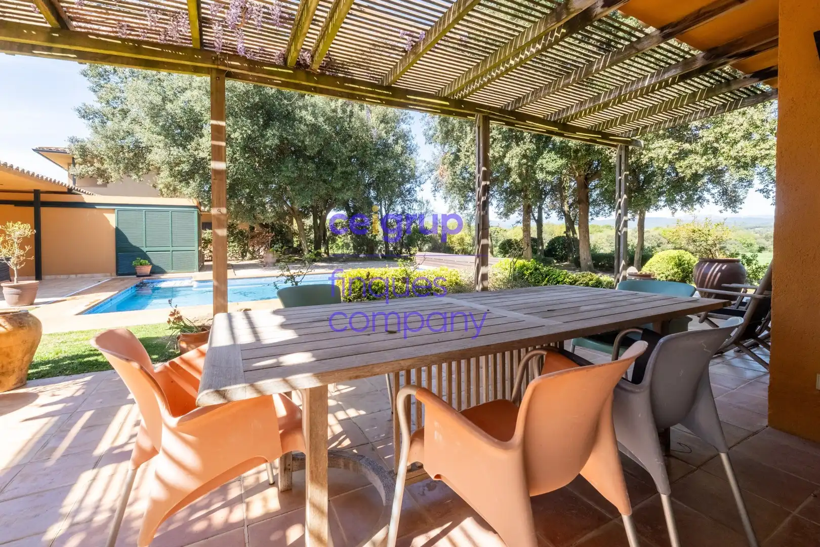 Terrassa de Casa o xalet en venda en Navata amb Calefacció, Terrassa i Piscina