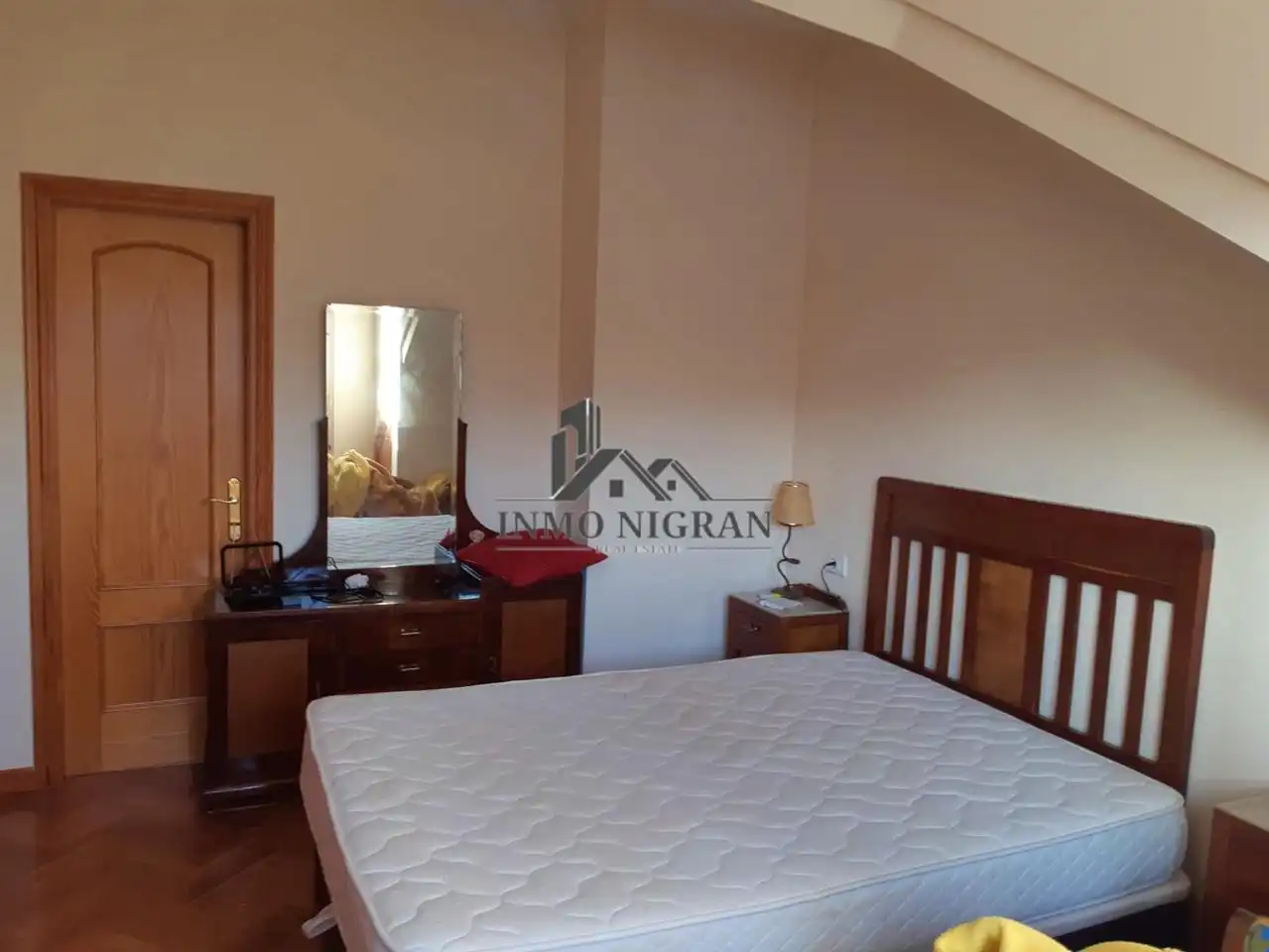 Schlafzimmer von Wohnungen zur Miete in Nigrán mit Möbliert