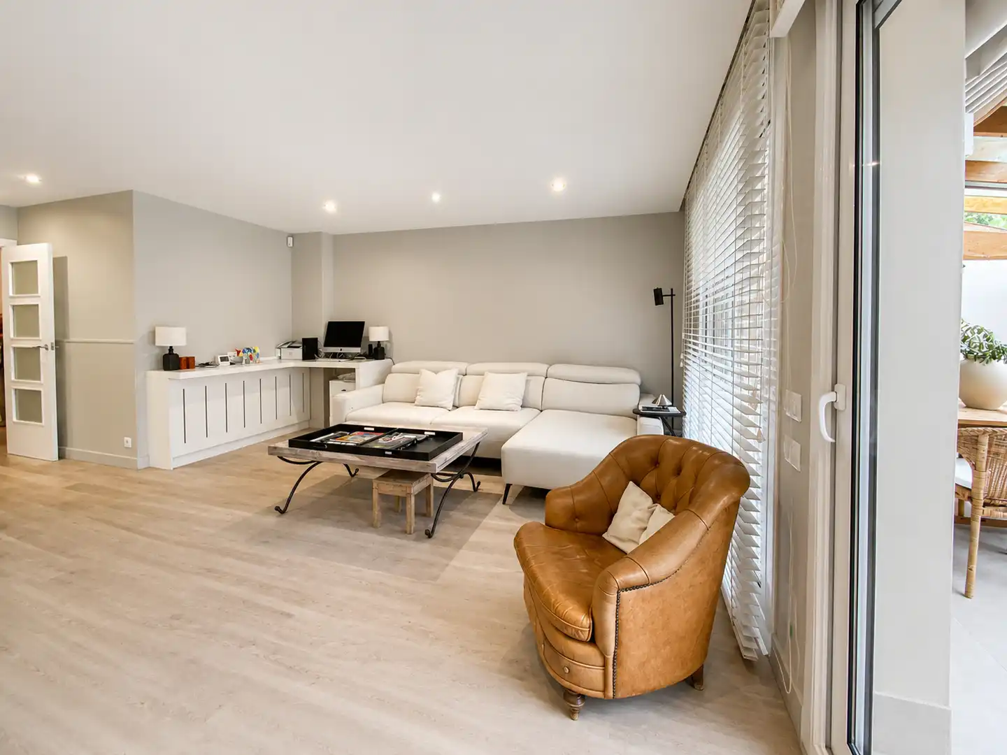 Sala de estar de Casa o chalet en venta en Sant Andreu de Llavaneres con Aire acondicionado, Calefacción y Jardín privado