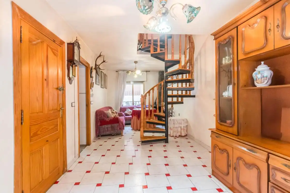 Casa adosada en venta en Blanca con Calefacción