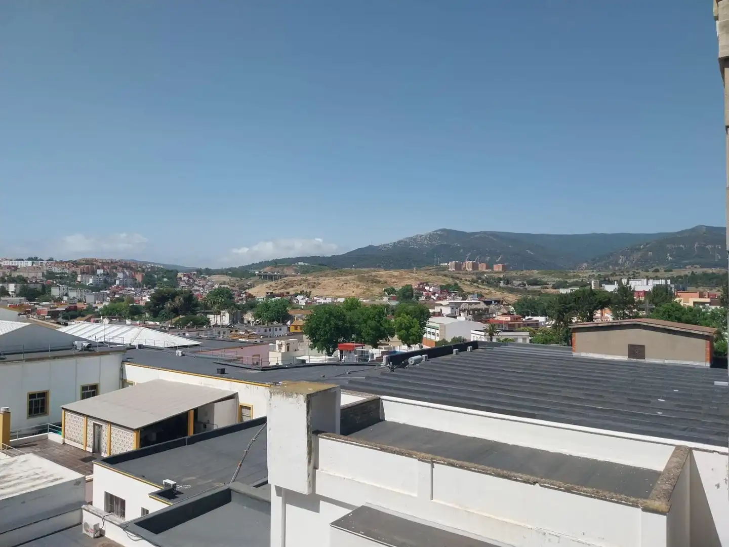 Vista exterior de Piso en venta en Algeciras