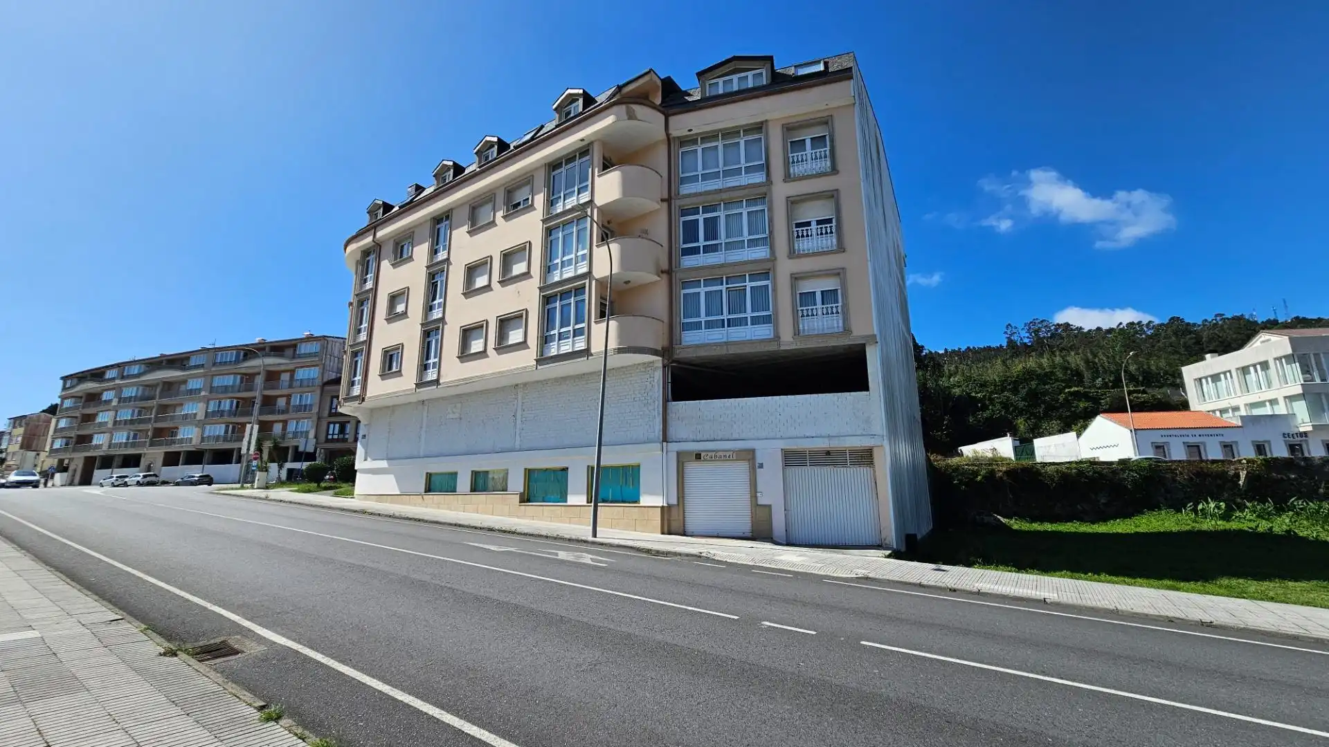 Local comercial en venda a Avenida FISTERRA, imagen 2