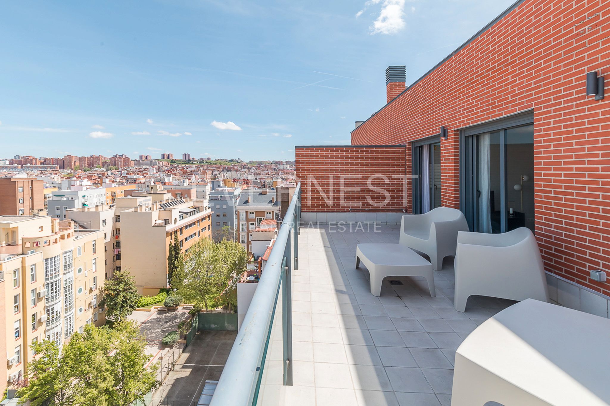 Terrace of Attic to rent in  Madrid Capital  with Air Conditioner, Heating and Parquet flooring