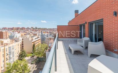 Terrace of Attic to rent in  Madrid Capital  with Air Conditioner, Heating and Parquet flooring