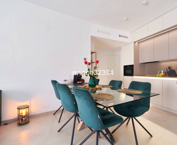 Piso en Venta en Playa Bajadilla - Puertos