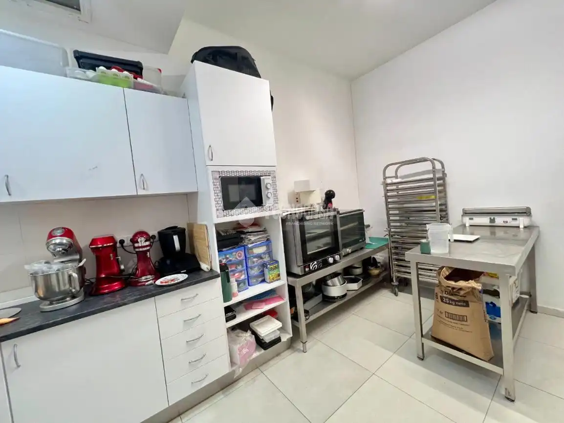 Cocina de Local en venta en Madrid con Aire acondicionado