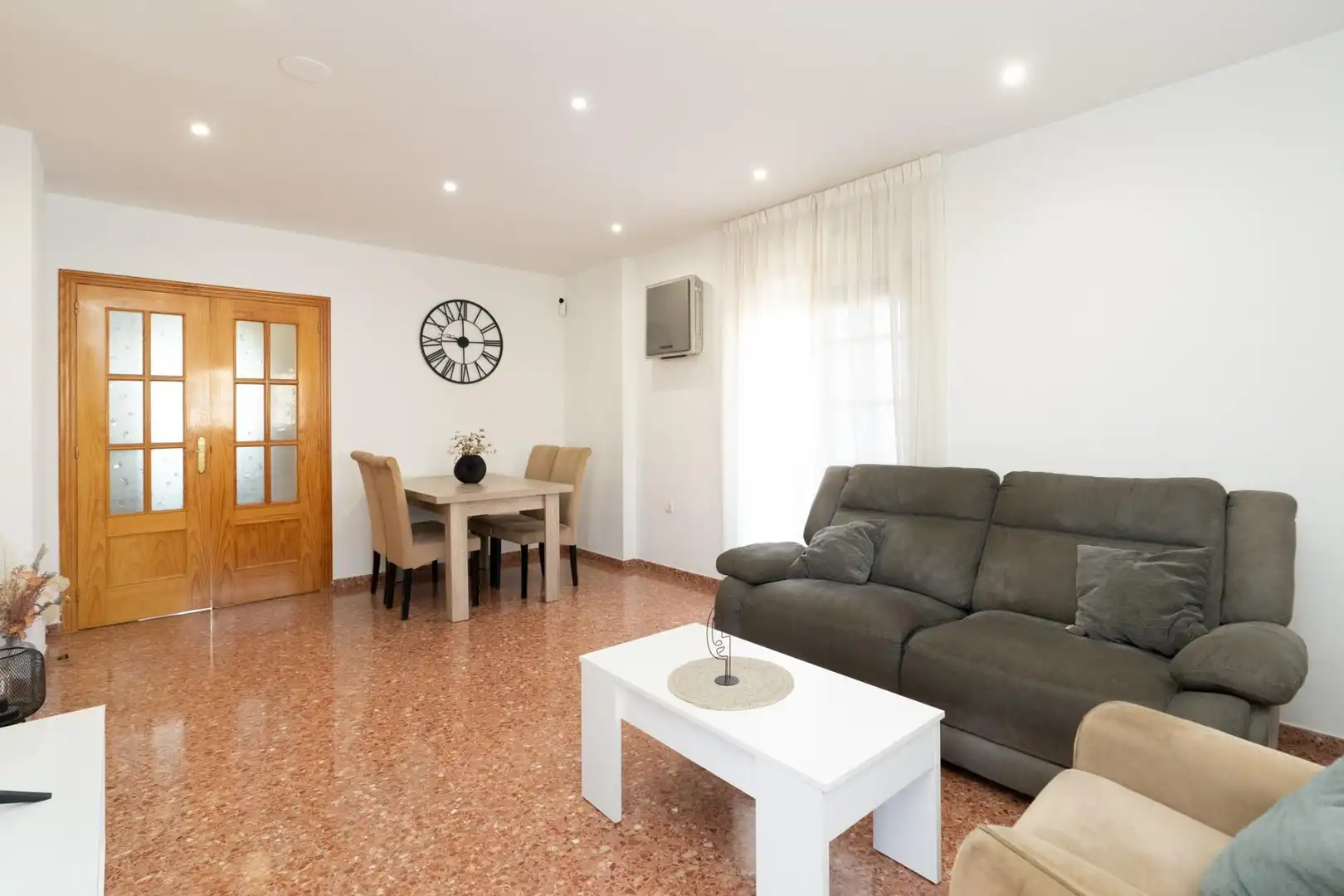 Sala d'estar de Àtic en venda en Motril amb Terrassa i Traster