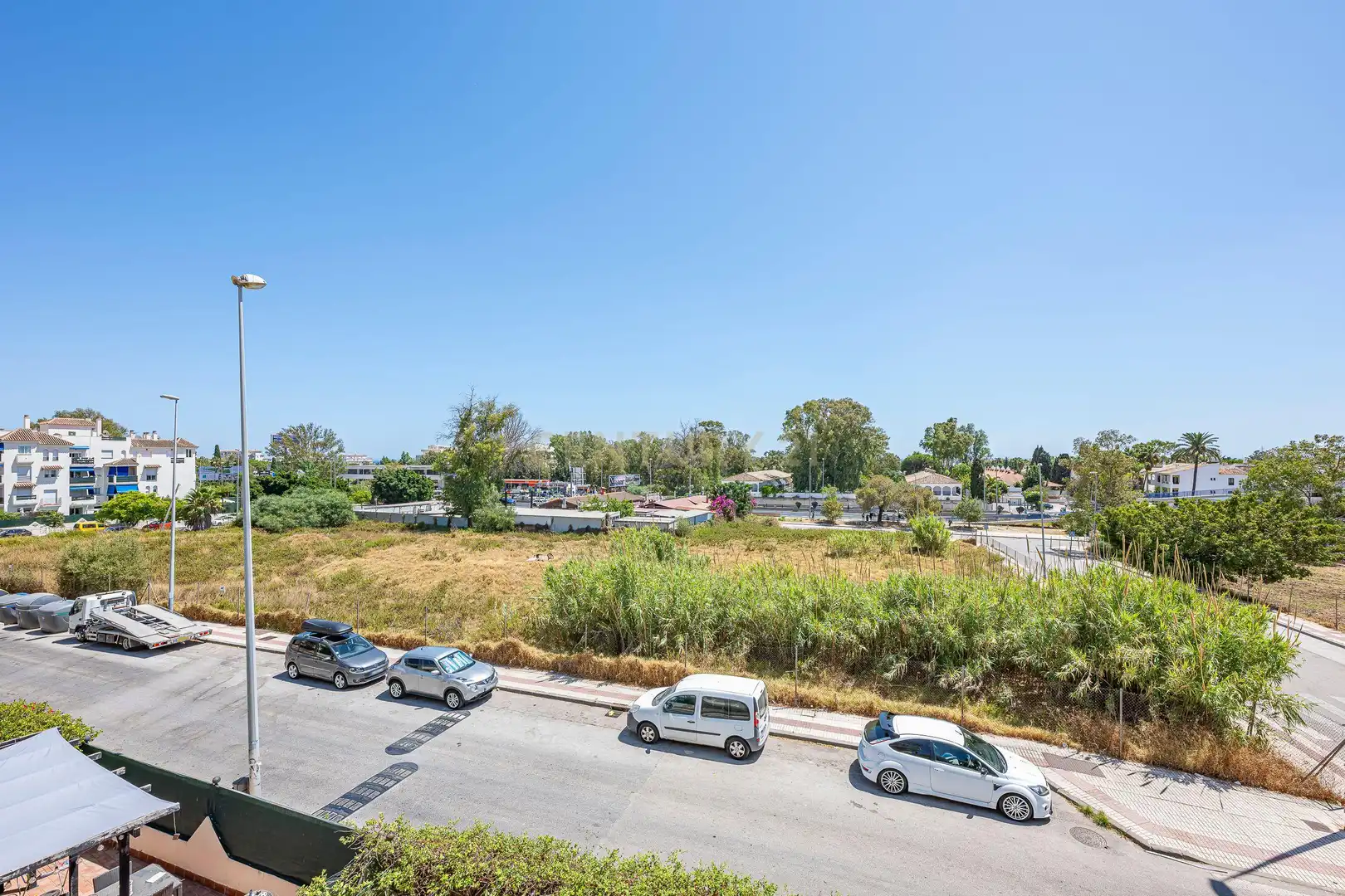 Vista exterior de Apartamento en venta en Marbella con Aire acondicionado, Trastero y Lavadora