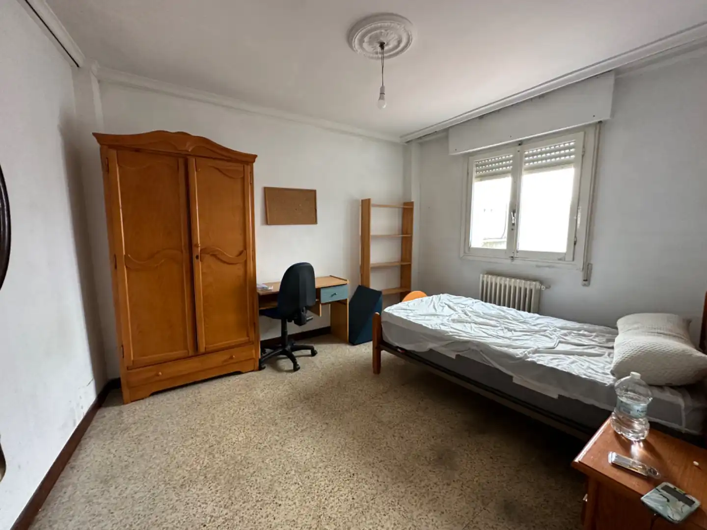 Schlafzimmer von Wohnung zum Verkauf in Valladolid mit Klimaanlage, Heizung und Möbliert