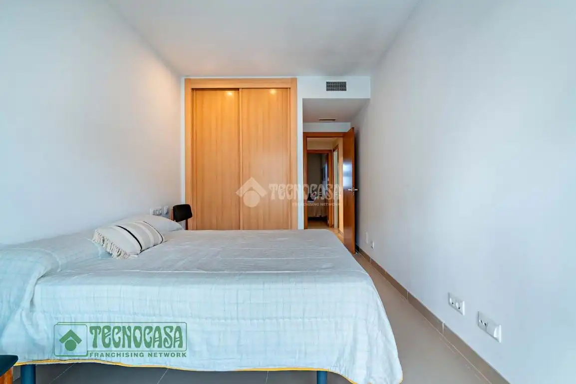 Habitación de Piso en venta en Roquetas de Mar con Aire acondicionado, Terraza y Amueblado
