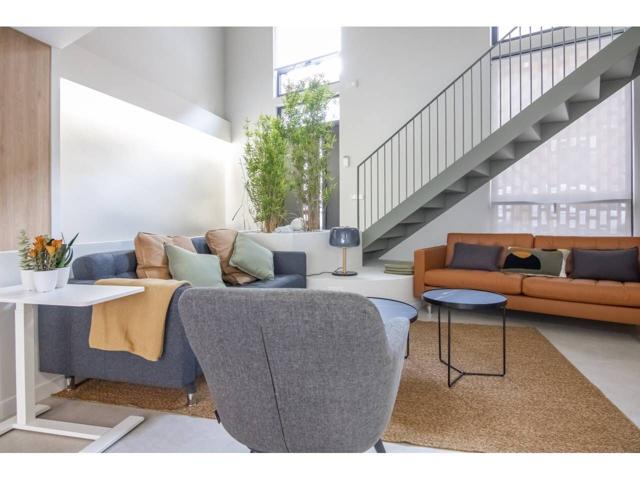 Sala d'estar de Dúplex de lloguer en  Barcelona Capital amb Aire condicionat, Calefacció i Terrassa