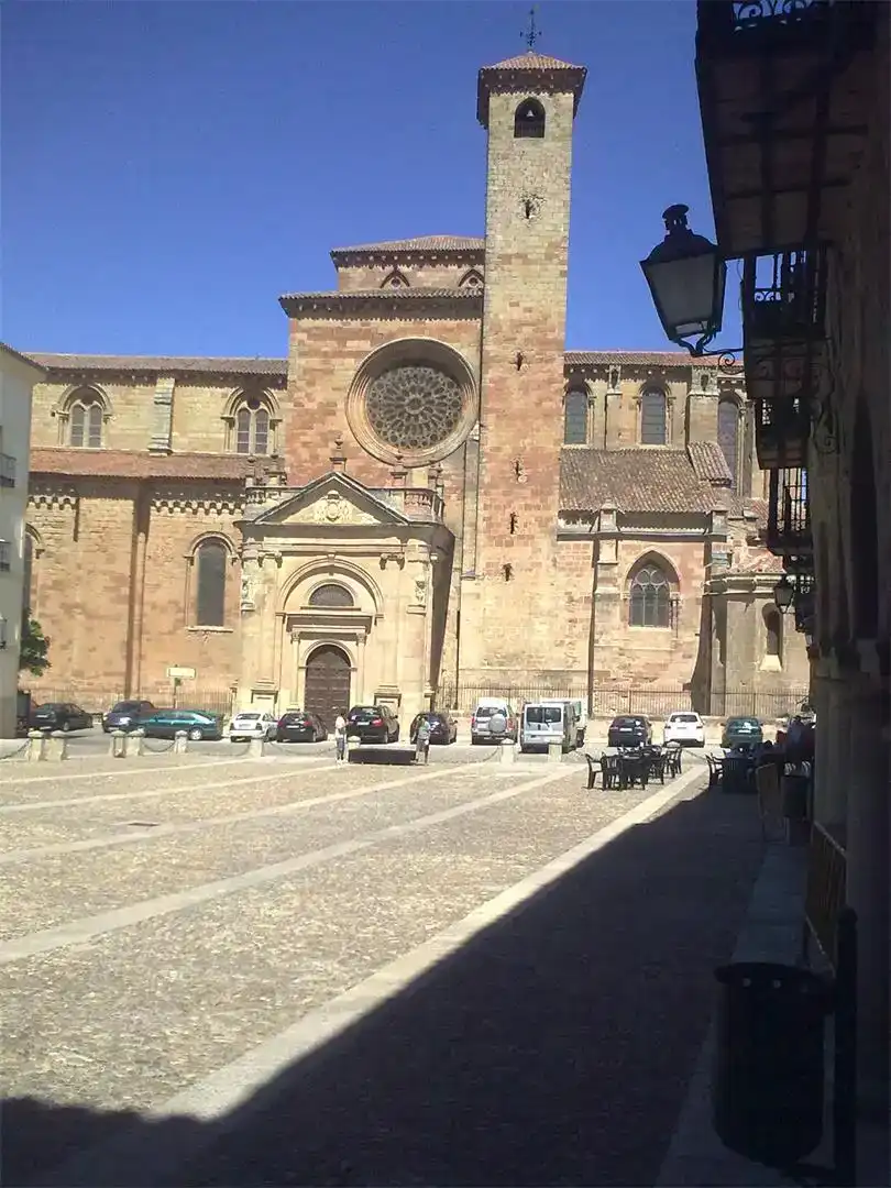 Vista exterior de Loft en venta en Sigüenza