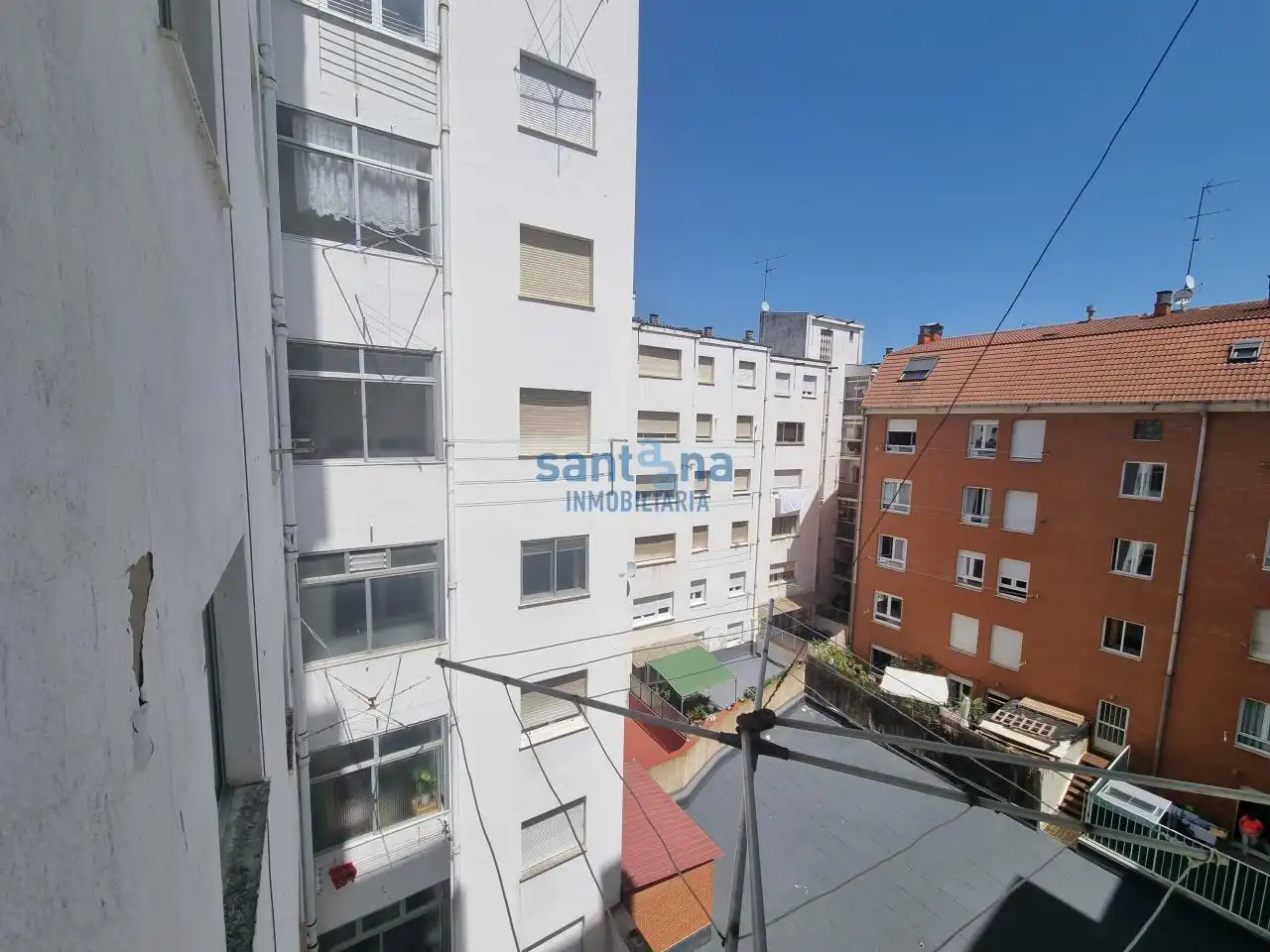 Exterior view of Flat for sale in León Capital   with Heating, Parquet flooring and Terrace