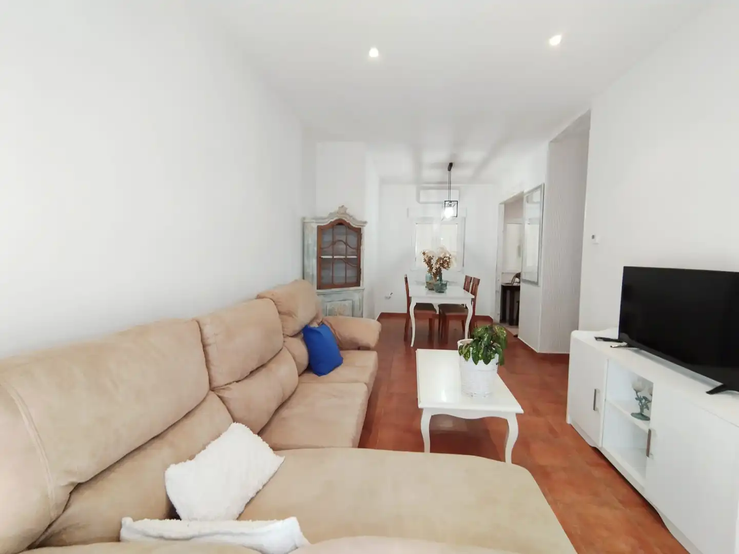 Living room of Flat for sale in Tomelloso  with Air Conditioner, Storage room and Furnished