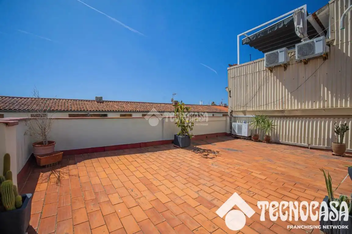 Terrasse von Wohnung zum Verkauf in Barcelona mit Klimaanlage und Heizung