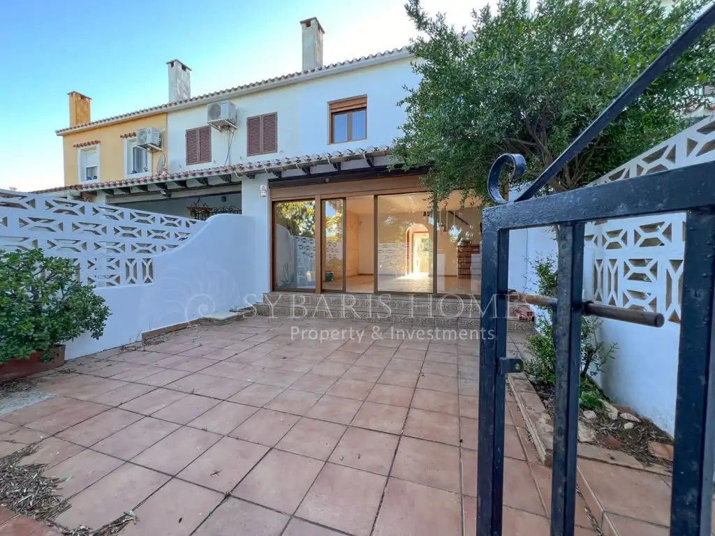 Exterior view of Detached homes for sale in Dénia