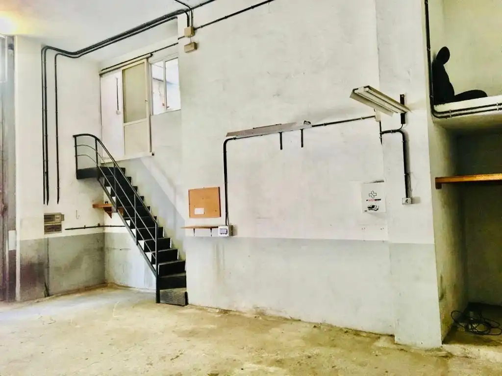 Local comercial en venda a Rúa Dona Urraca, imagen 3