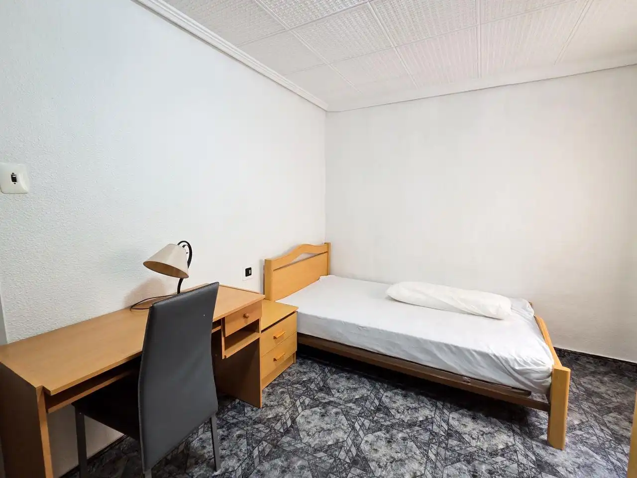 Bedroom of Flat for rent in Elche / Elx  with Furnished and Balcony