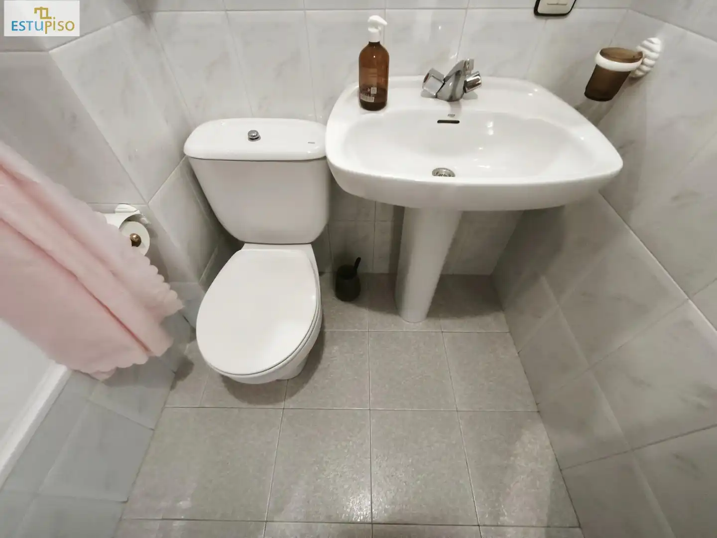 Bany de Pis en venda en Vitoria - Gasteiz amb Calefacció, Parquet i Terrassa