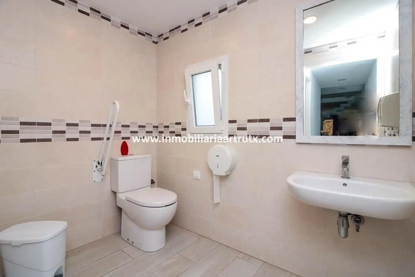 Local comercial en venda a Ciutadella, imagen 6