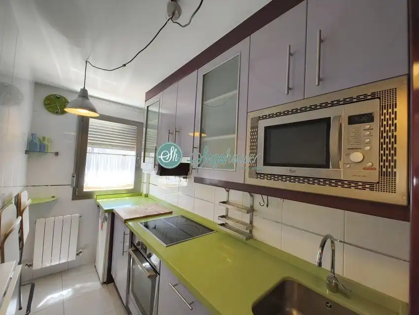 Cocina de Piso en venta en Torrecaballeros con Calefacción y Internet
