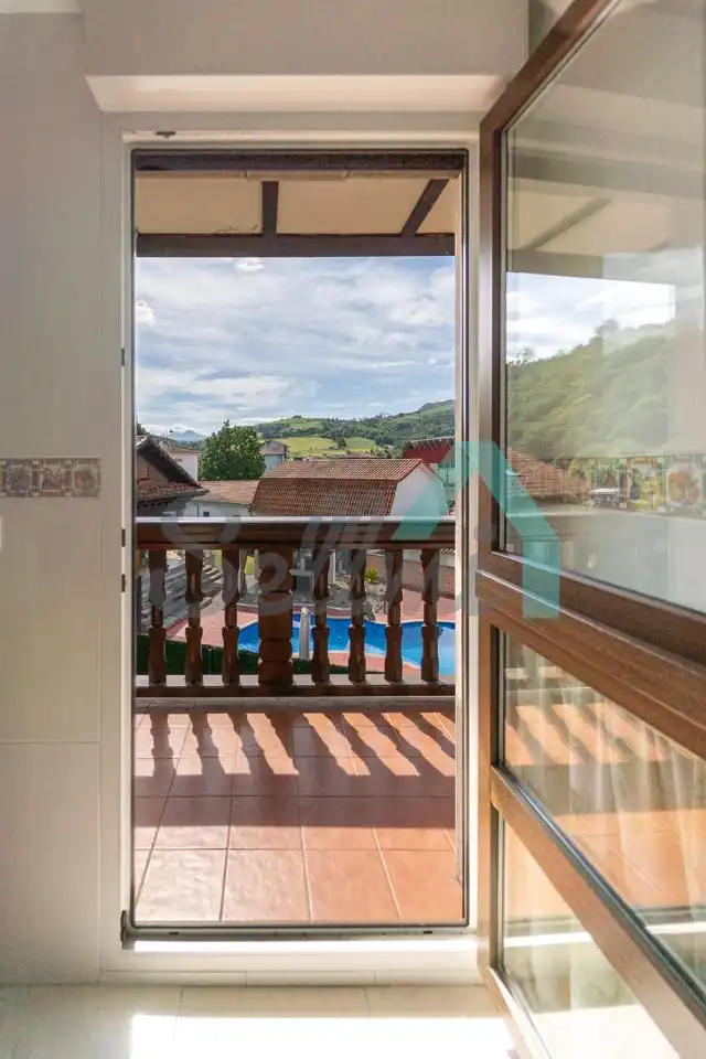 Balcony of Flat for sale in Cangas de Onís  with Heating and Terrace