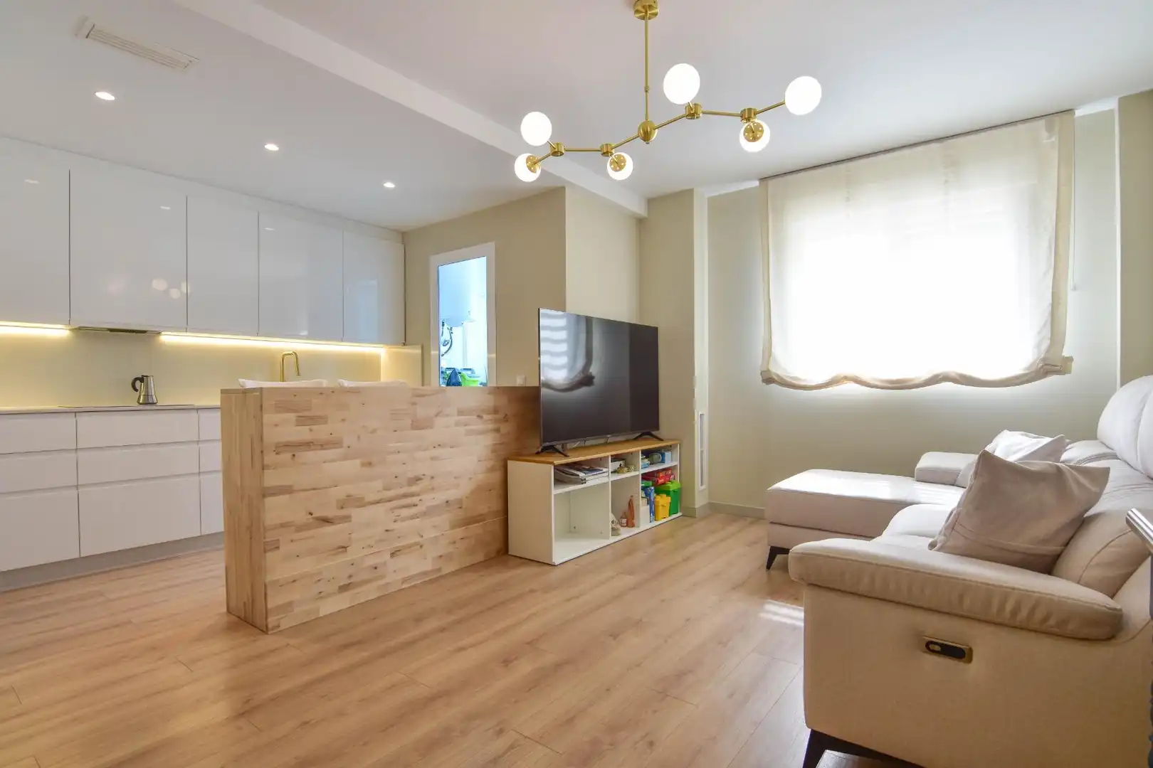Sala de estar de Planta baja en venta en Paiporta con Aire acondicionado y Trastero