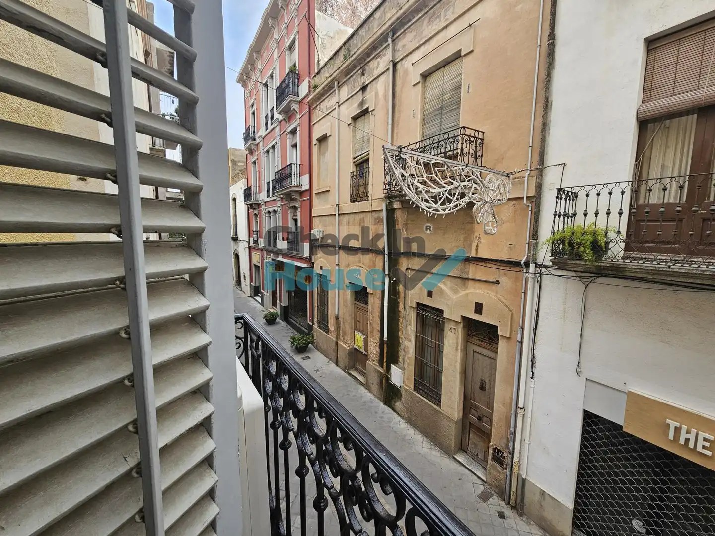 Außenansicht von Wohnung zum Verkauf in Sant Feliu de Guíxols mit Heizung