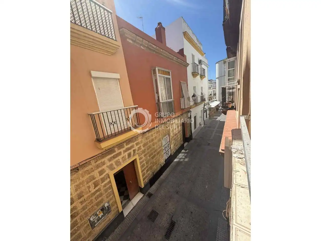 Vista exterior de Piso en venta en Cádiz con Trastero y Amueblado