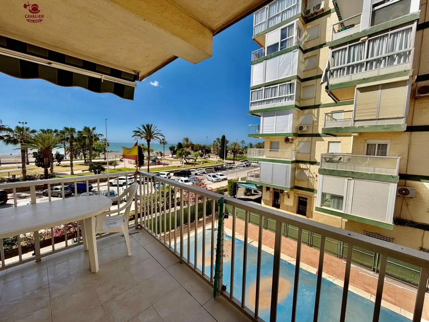 Vista exterior de Piso de alquiler en Vélez-Málaga con Aire acondicionado, Jardín privado y Terraza