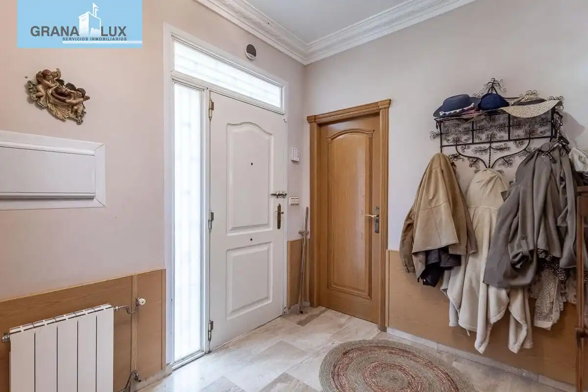 Detached house with terrace for sale in Calle del Sauce, imagen 9