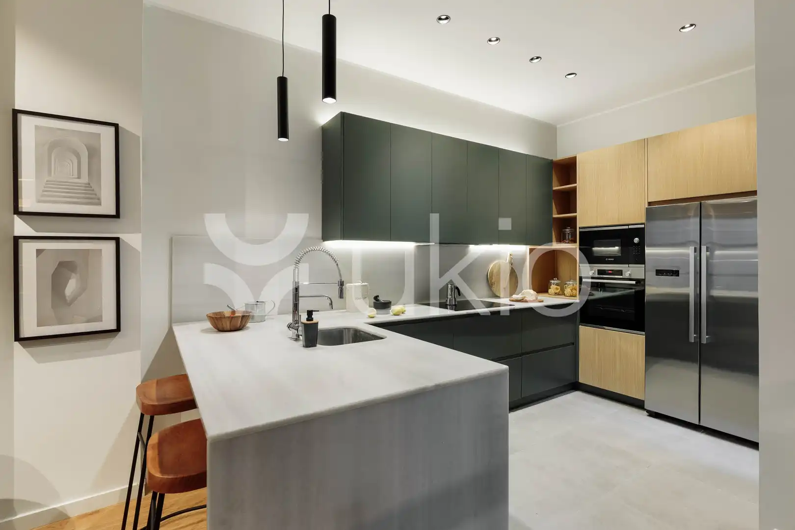 Cocina de Apartamento de alquiler en Barcelona con Aire acondicionado, Calefacción y Terraza