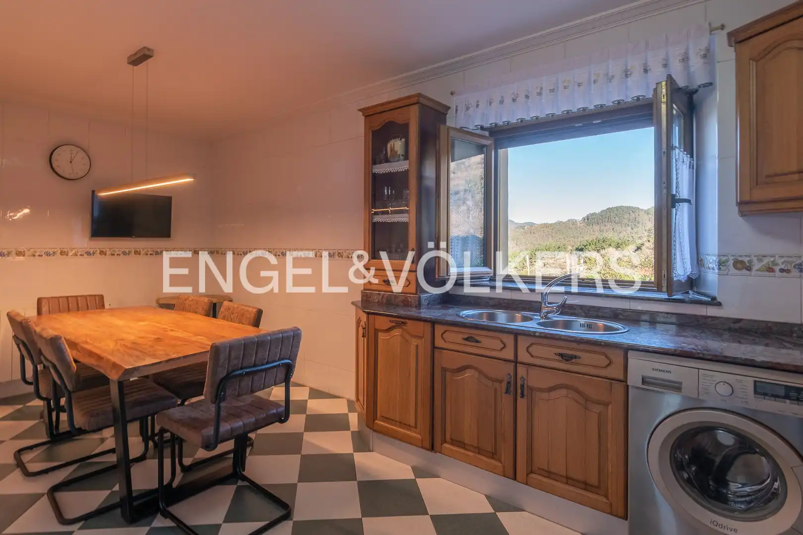 Cocina de Casa o chalet en venta en Galdames con Calefacción, Jardín privado y Terraza