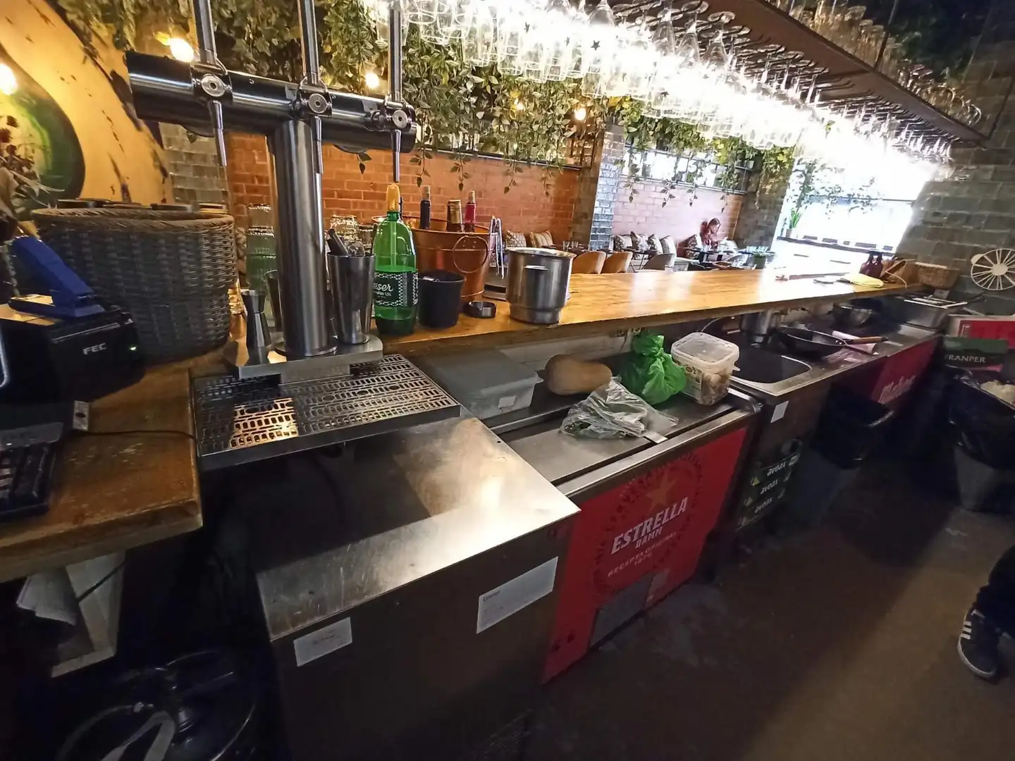Local en traspaso en Barcelona con Aire acondicionado, Terraza y Amueblado