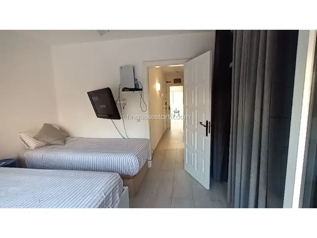 Piso en venta en Calle Illes, imagen 5