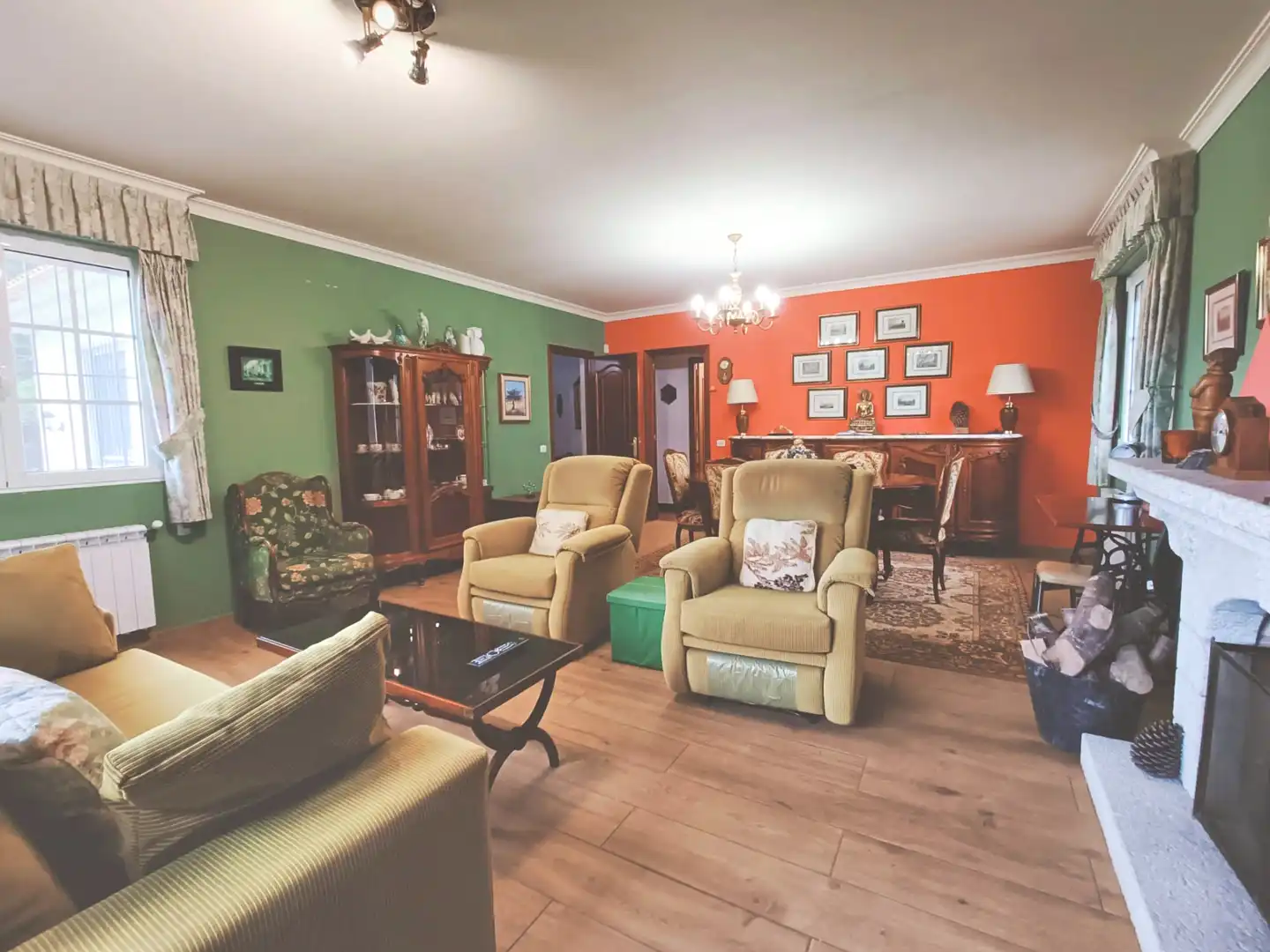 Wohnzimmer von Haus oder Chalet zum Verkauf in Narón mit Heizung, Privatgarten und Ofen