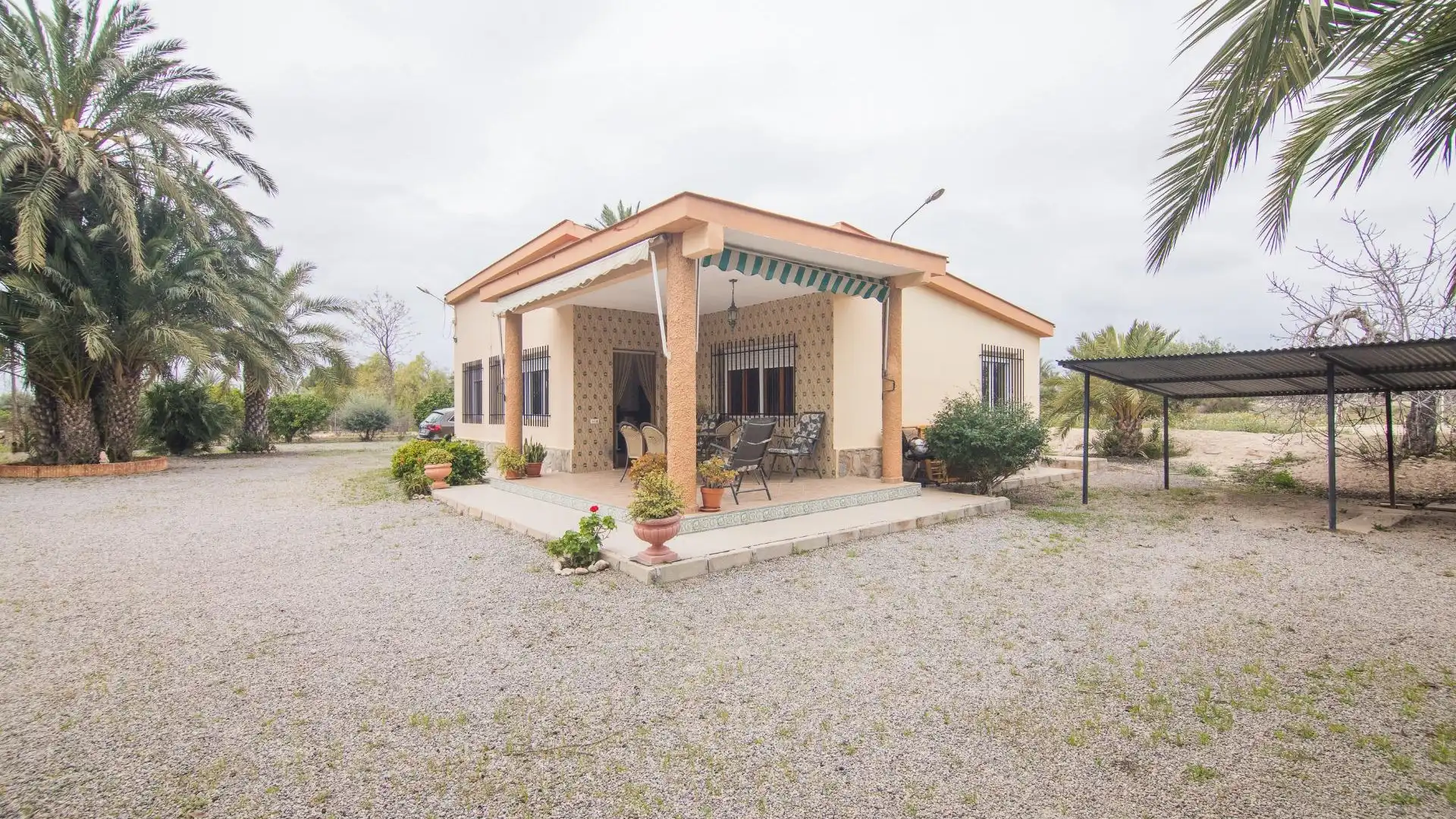 Exterior view of Houses for sale in Elche / Elx  with Air Conditioner, Terrace and Swimming Pool