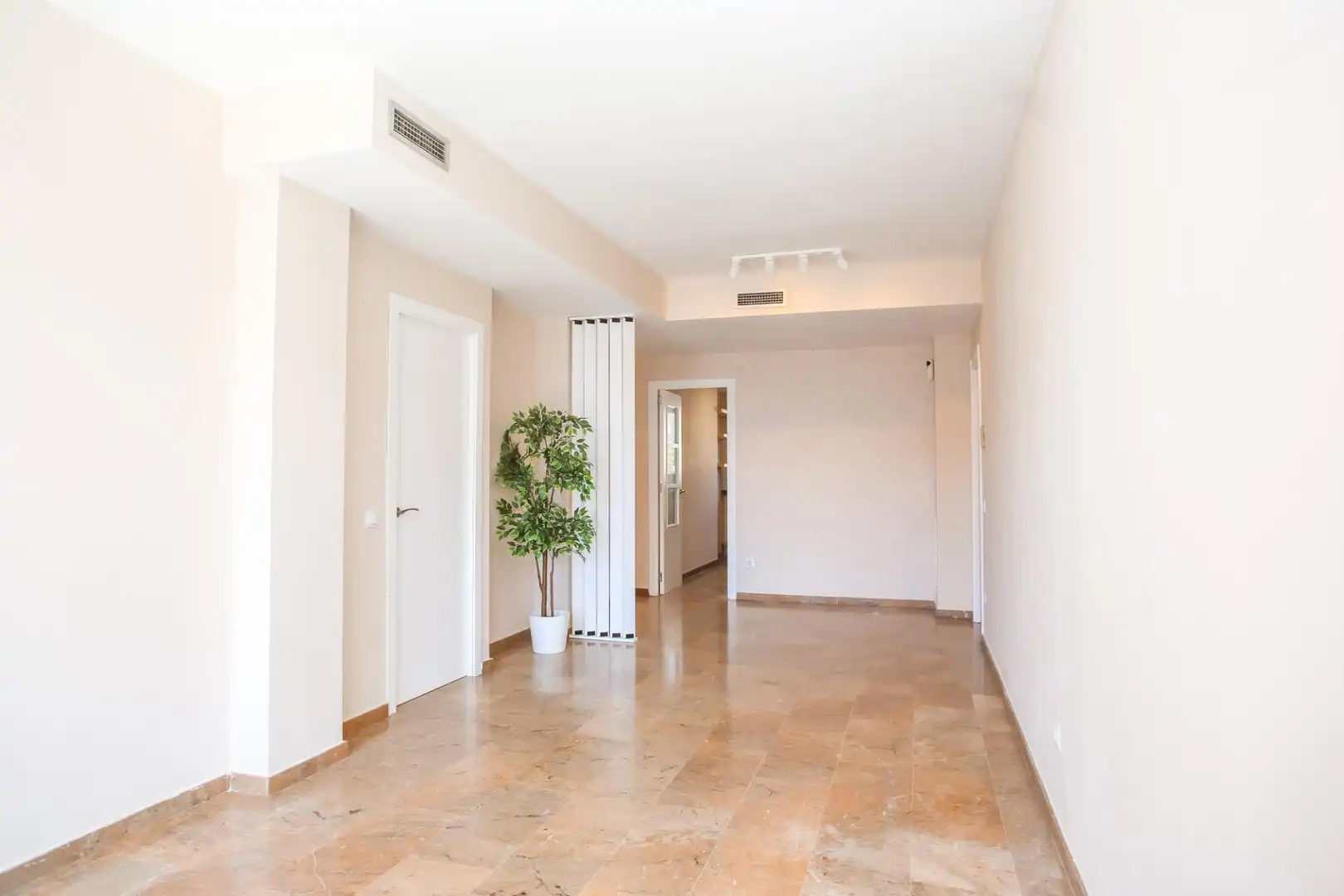 Flat for sale in Fenals