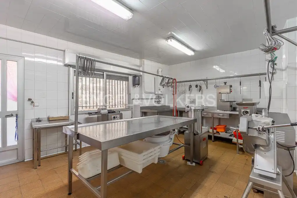 Kitchen of Houses for sale in Alcublas  with Air Conditioner, Heating and Terrace