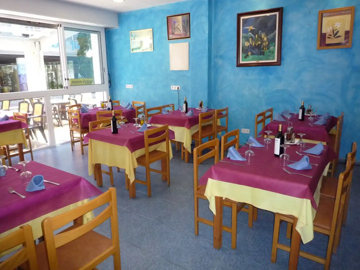 Geschaftsraum zum Verkauf in Tossa de Mar mit Klimaanlage, Terrasse und Möbliert