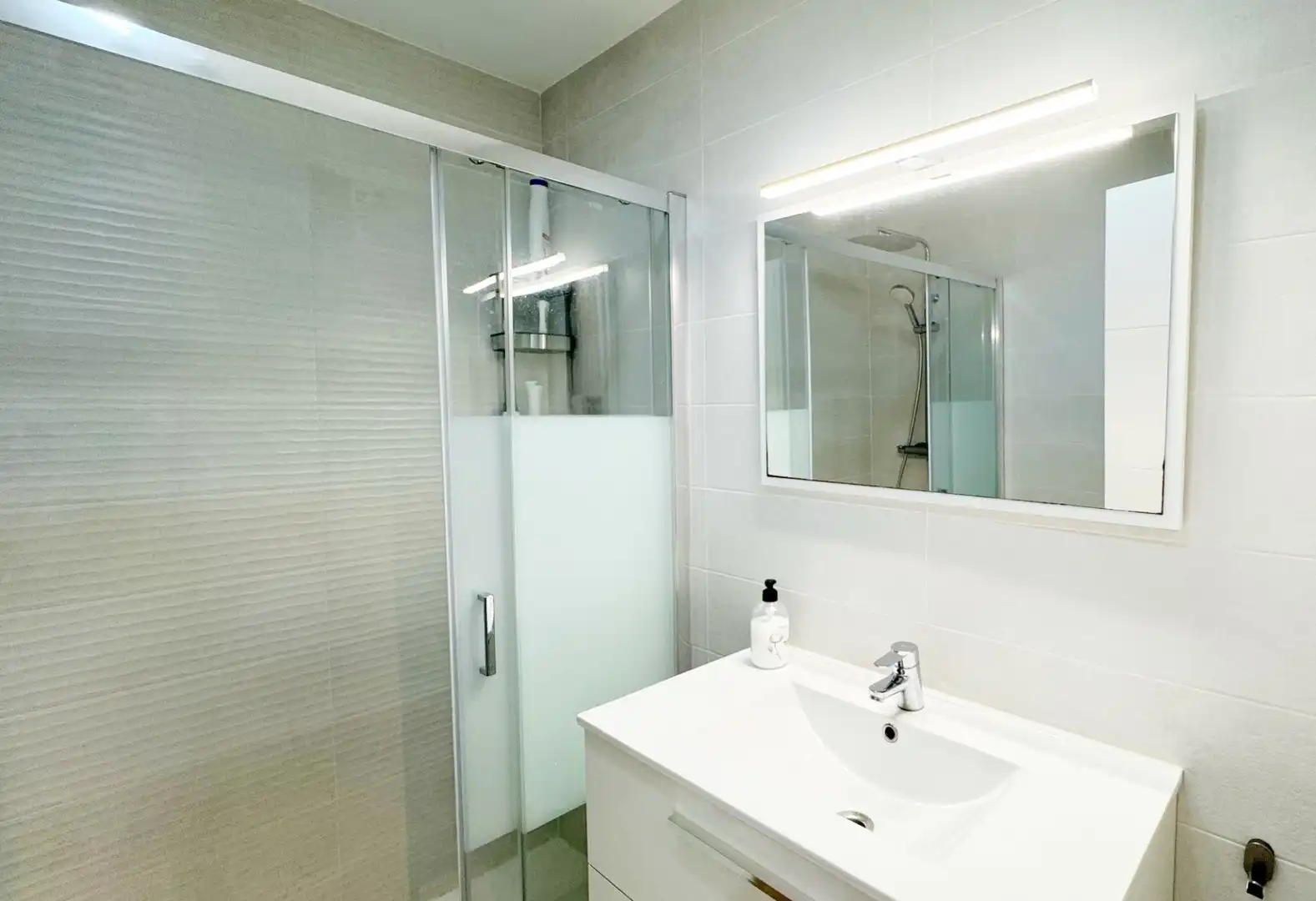 Houses for sale in Carrer Avellaners, Mas Romeu