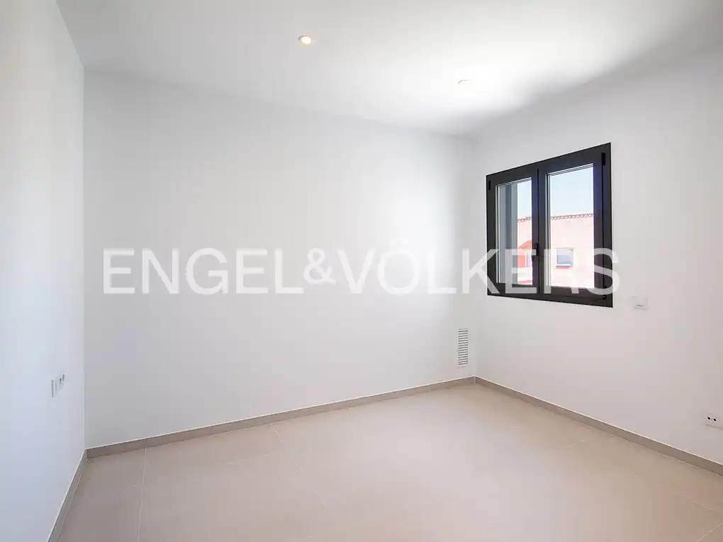 Casa pareada con terraza en venta en Carrer Requesens, imagen 26