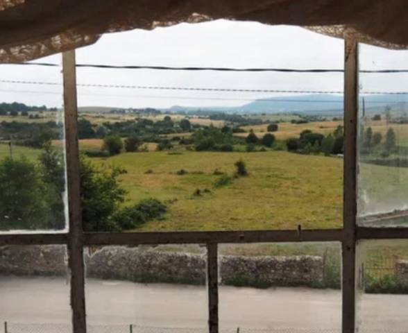 Casa-chalet en Venta en Arija