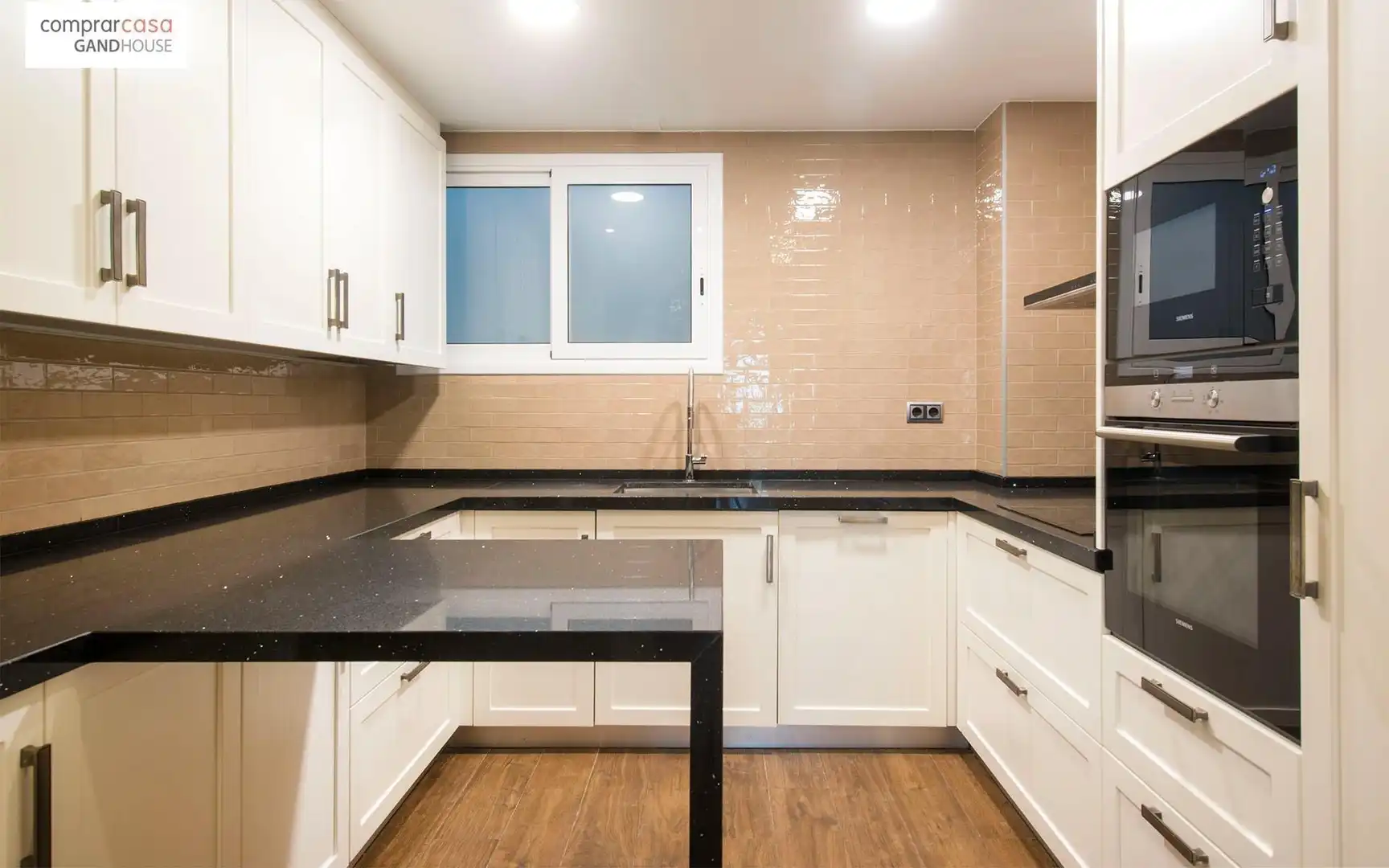 Piso con ascensor en venta en Carrer de València, imagen 6