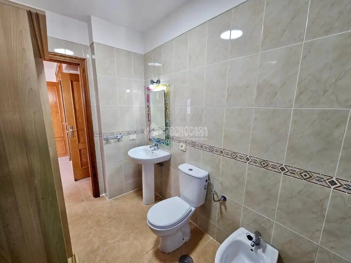 Baño de Piso en venta en Güímar con Balcón