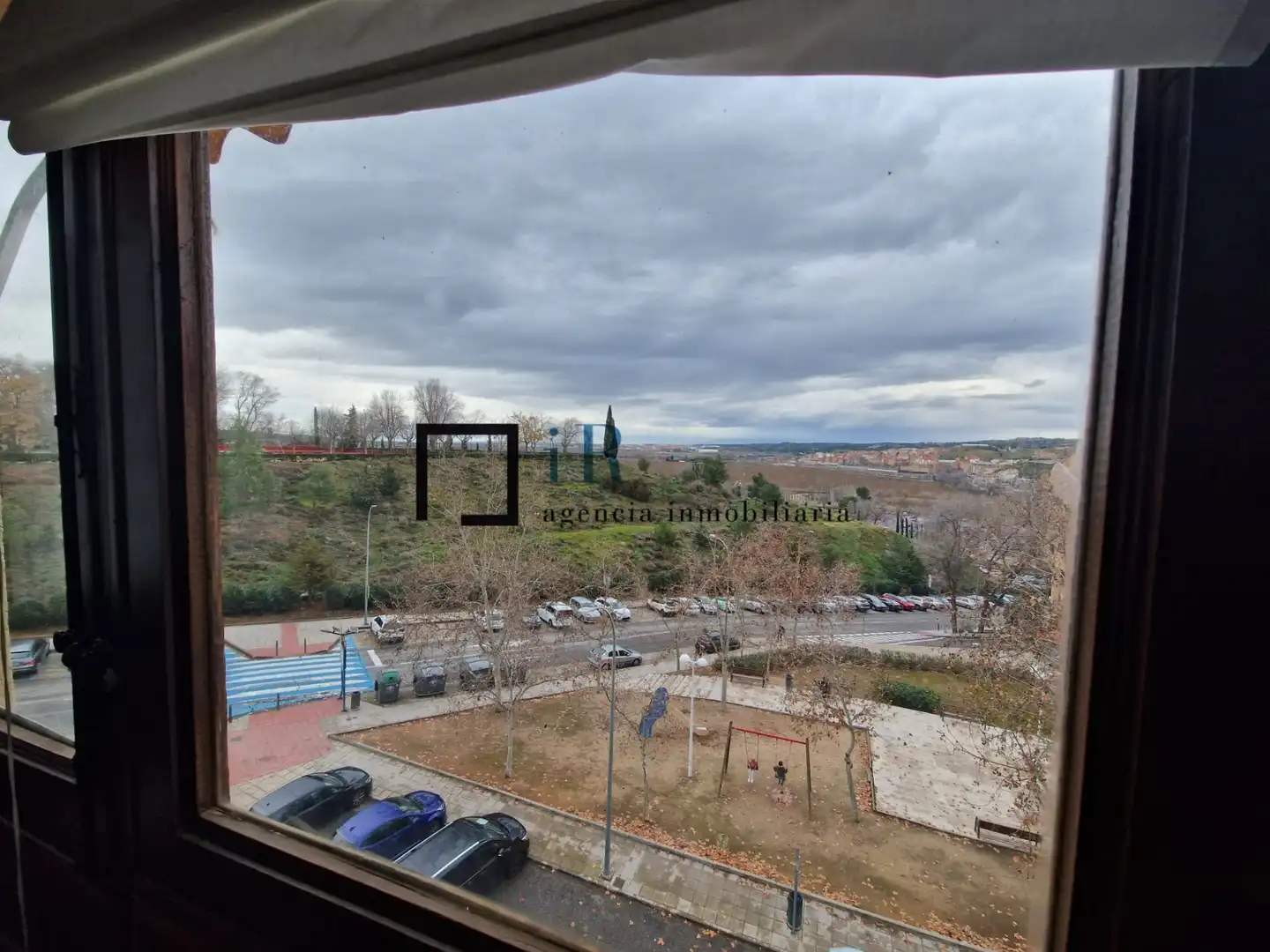 Vista exterior de Oficina de lloguer en Toledo amb Aire condicionat i Calefacció