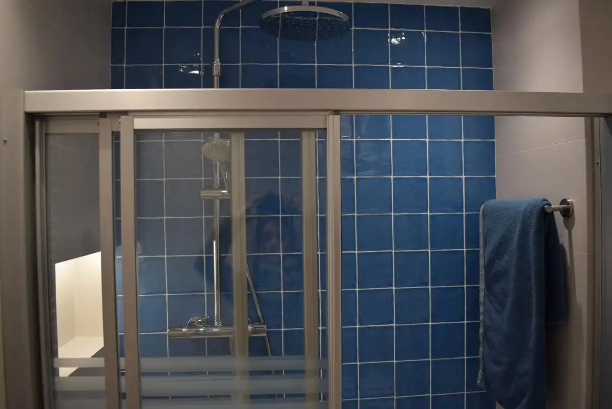 Baño de Apartamento de alquiler en Almuñécar con Aire acondicionado, Terraza y Amueblado