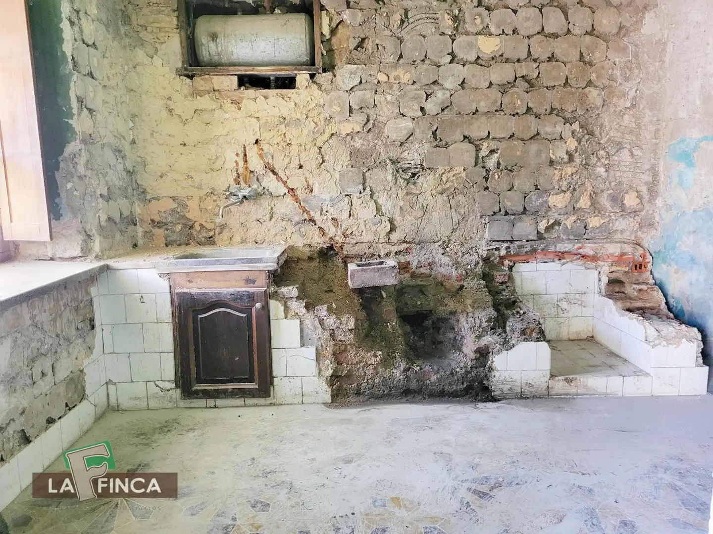 Houses for sale in Laviana  with Storage room